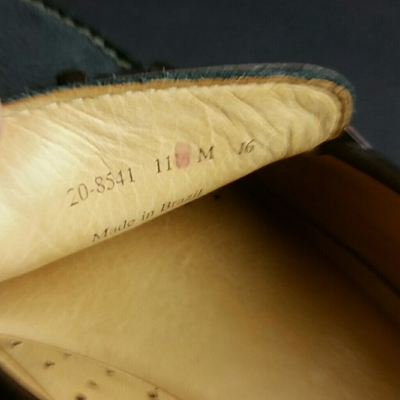 JOHNSTON AND MURPHY MEN'S LEATHER SHOES - Picture 8 of 8